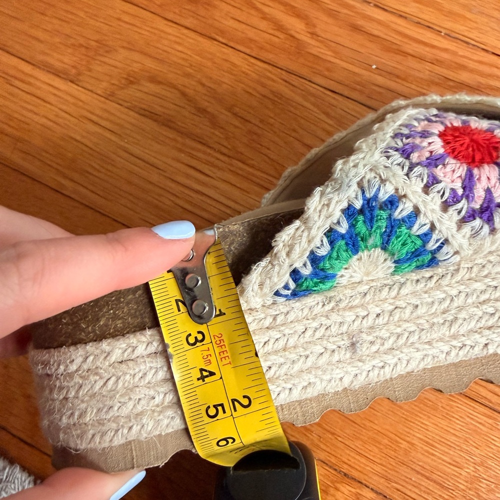 Colorful Crochet Women's Sandals - Picture 6 of 6
